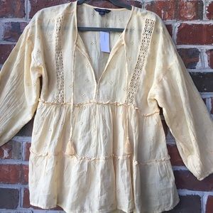 Women’s American Eagle blouse